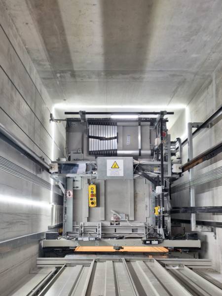 Toit cabine ascenseur Kleemann installé par EMA à Bouc Bel Air