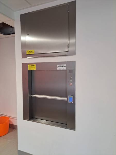 monte-plat en INOX alimentaire de la marque BKG 