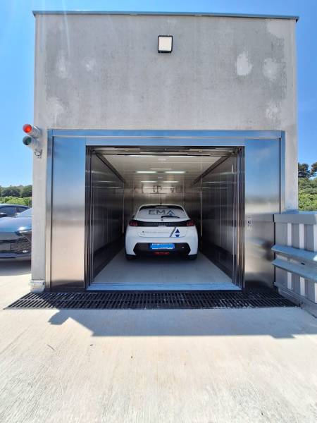 Monte-voiture MP installé par EMA