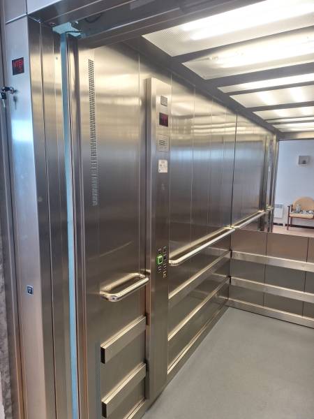 Cabine ascenseur Kleemann installé par EMA 