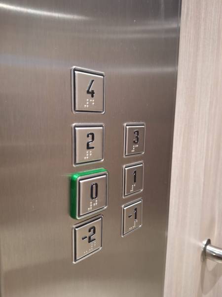 boîte à bouton ascenseur MP